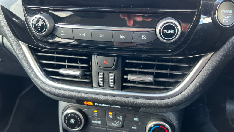 Ford Fiesta 1.0 EcoBoost Titanium 5dr Petrol Hatchback